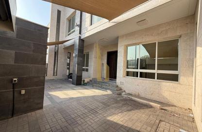 Villa - 5 Bedrooms - 5 Bathrooms for rent in Umm Suqeim 2 Villas - Umm Suqeim 2 - Umm Suqeim - Dubai Villa - 5 Bedrooms - 5 Bathrooms for rent in Umm Suqeim 2 Villas - Umm Suqeim 2 - Umm Suqeim - Dubai