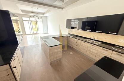 Villa - 5 Bedrooms - 5 Bathrooms for rent in Umm Suqeim 2 Villas - Umm Suqeim 2 - Umm Suqeim - Dubai