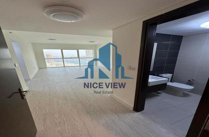Apartment - 1 Bedroom - 2 Bathrooms for rent in Marina Blue Tower - Marina Square - Al Reem Island - Abu Dhabi