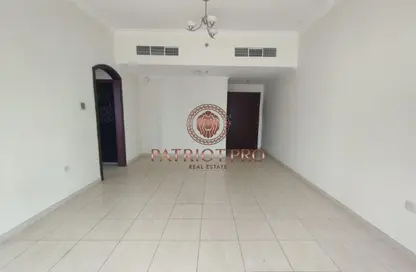 شقة - غرفة نوم - 2 حمامات للايجار في ارت 8 - برشا هايتس (تيكوم) - دبي