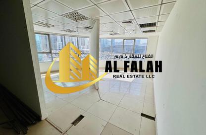 طابق كامل - استوديو - 4 حمامات للايجار في الممزر - الممزر - الشارقة - الشارقة