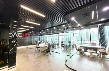 مكتب - 2 غرف نوم - 1 حمام للايجار في برج بارك لين - الخليج التجاري - دبي
