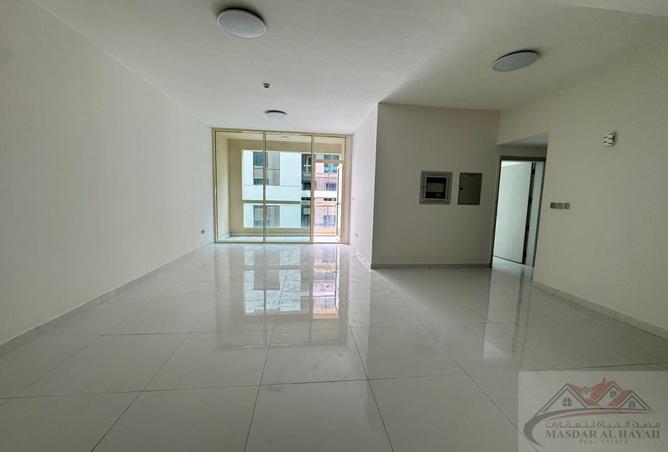 70690417 - Property Image 2