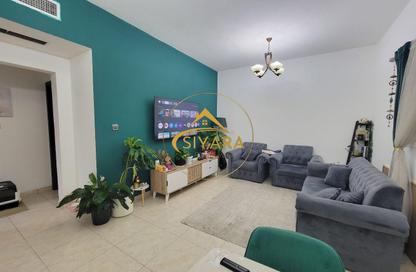 Apartment - 1 Bedroom - 2 Bathrooms for rent in Taliatela Street - Al Nahda - Sharjah
