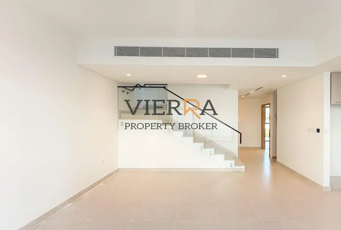 154594400 - Property Image 2