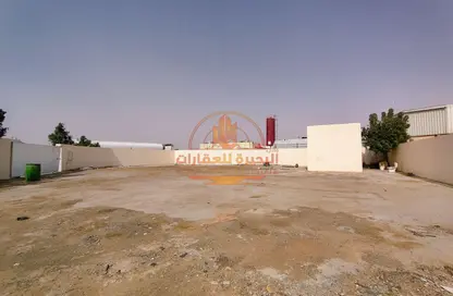 أرض - استوديو للايجار في الصجعة الصناعية - الصجعة - الشارقة