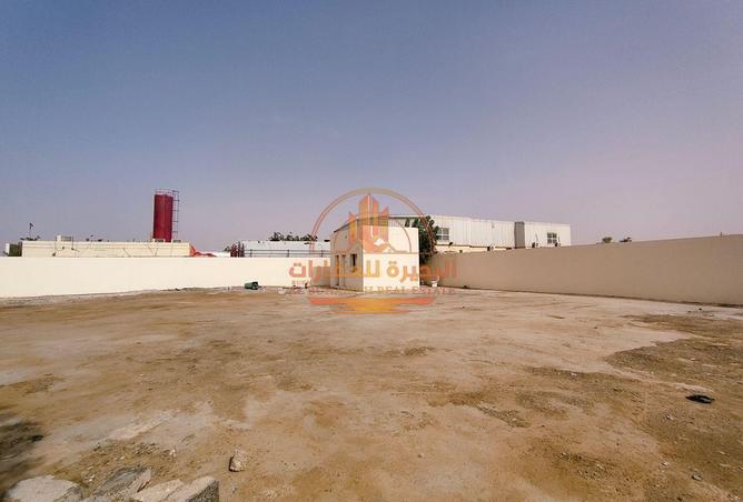 81942805 - صورة العقار 2