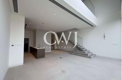 Townhouse - 3 - 4 for sale in Nad Al Sheba Gardens 2 - Nad Al Sheba Gardens - Nad Al Sheba 1 - Nad Al Sheba - Dubai