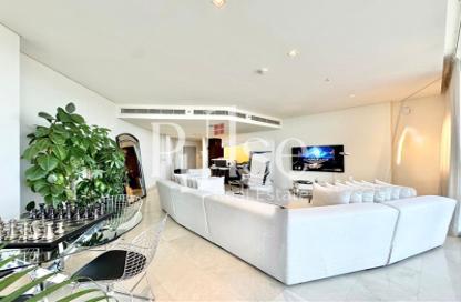 Apartment - 2 Bedrooms - 3 Bathrooms for sale in Sky Gardens - DIFC - Dubai