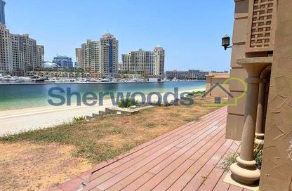 Villa - 5 Bedrooms - 7 Bathrooms for rent in Garden Homes Frond A - Garden Homes - Palm Jumeirah - Dubai