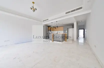 فيلا - 3 غرف نوم - 4 حمامات للبيع في منطقة 11 - قرية جميرا الدائرية - دبي