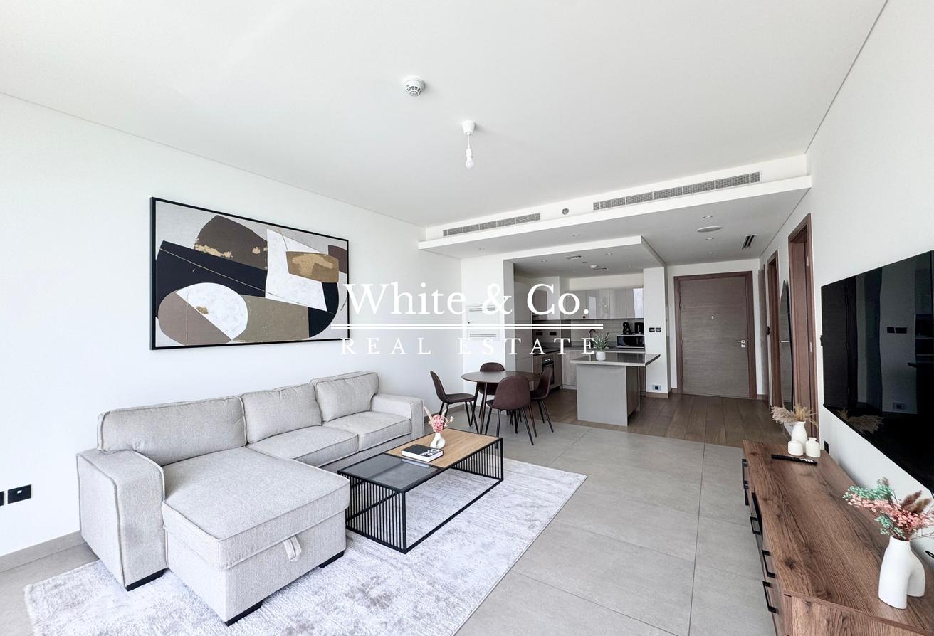 Pool View | Fully Furnished | Vacant Soon photo 3