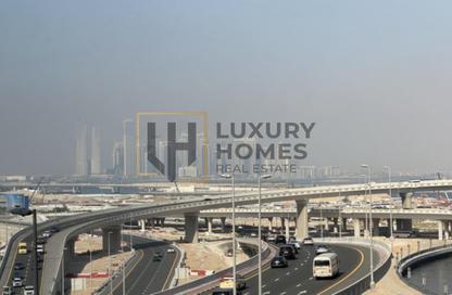 Office Space - Studio for rent in Crystal Tower - Business Bay - Dubai
