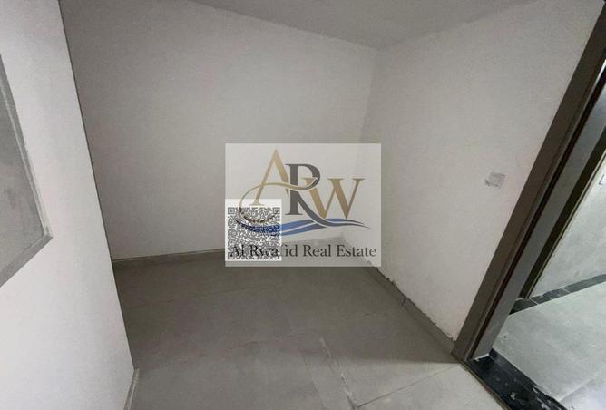 71108005 - Property Image 2