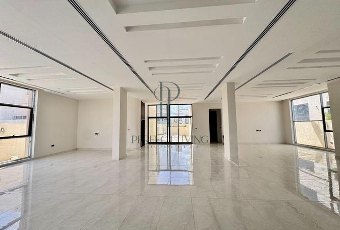 124285830 - Property Image 2