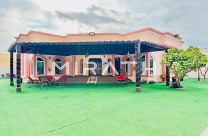 Villa - 4 - 5 for rent in Al Barsha 3 Villas - Al Barsha 3 - Al Barsha - Dubai