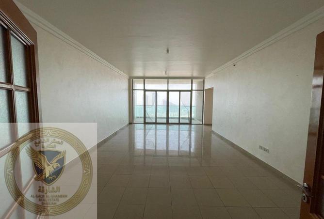 114182120 - Property Image 3