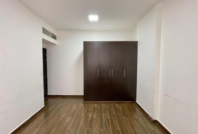 103709993 - Property Image 2