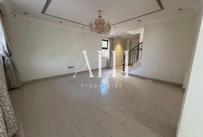 74246055 - الصورة الرئيسية للعقار