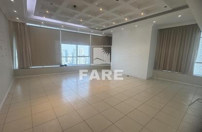 Apartment - 3 - 4 for rent in Palm Tower - Al Khan Lagoon - Al Khan - Sharjah Apartment - 3 - 4 for rent in Palm Tower - Al Khan Lagoon - Al Khan - Sharjah