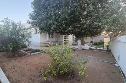 فيلا - 5 غرف نوم - 5 حمامات للايجار في الجزّات - ضاحية الرقة - الشارقة