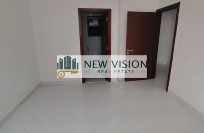 Apartment - 1 Bedroom - 2 Bathrooms for rent in Al Mamzar - Al Mamzar - Sharjah - Sharjah
