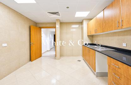 Apartment - 3 - 4 for sale in Marina Crown - Dubai Marina - Dubai Apartment - 3 - 4 for sale in Marina Crown - Dubai Marina - Dubai