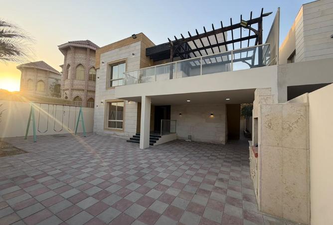 142386088 - Property Main Image