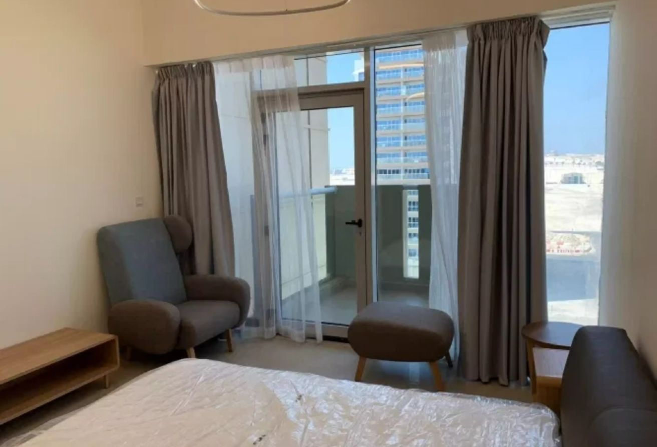 Vacating Soon |Near to Metro |Ideal for investment gallery image
