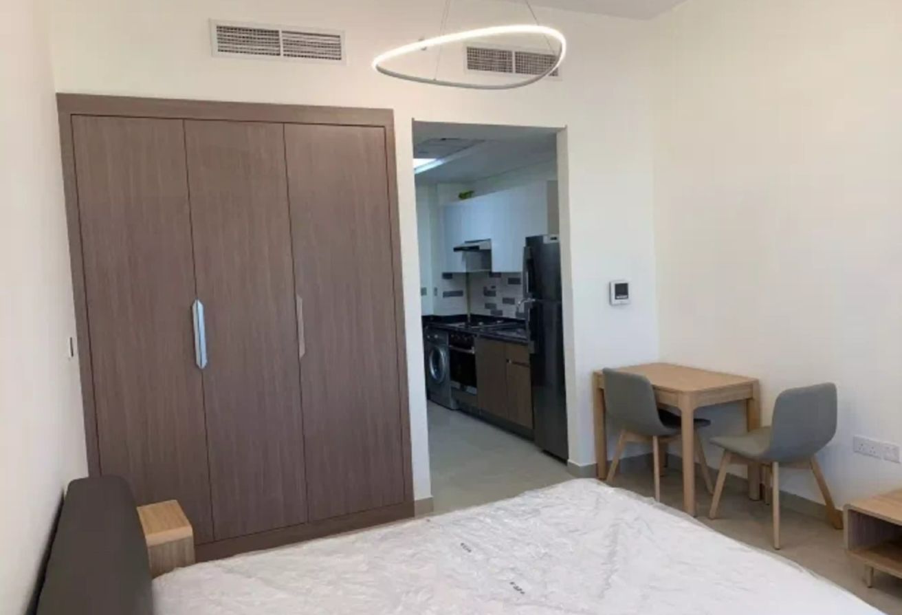 Vacating Soon |Near to Metro |Ideal for investment gallery image