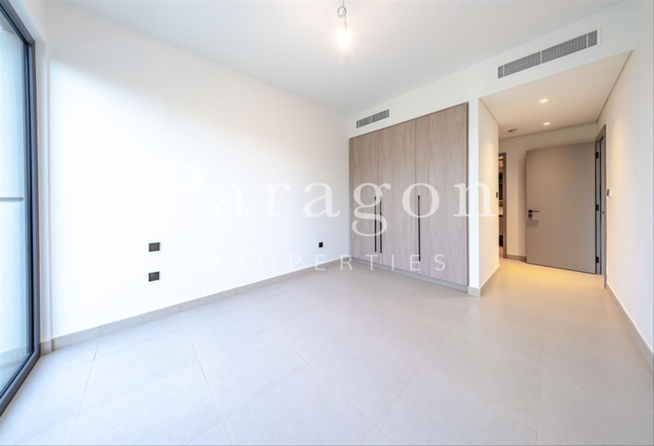Opposite RGS | 3 Bed TH | Like Brand New photo 23