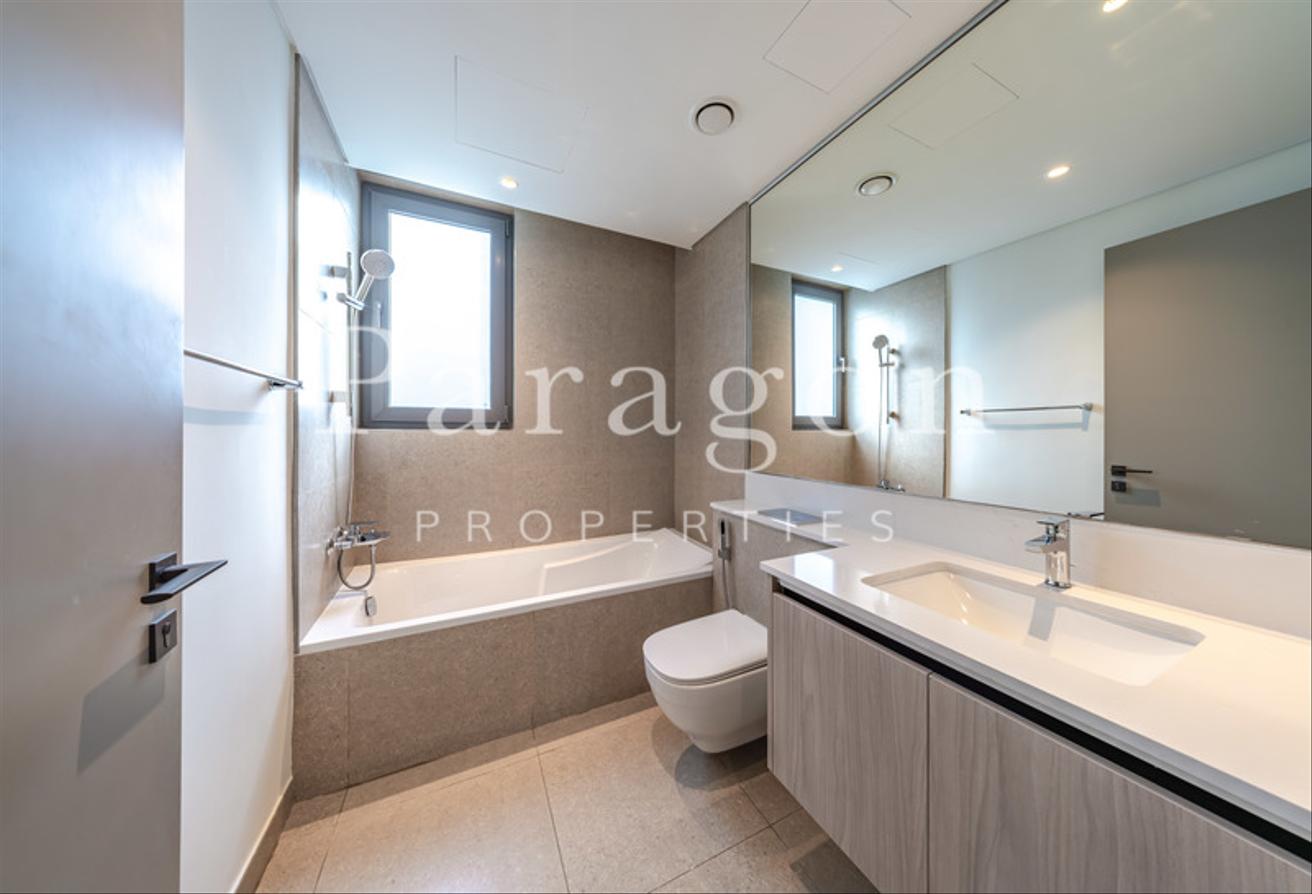 Opposite RGS | 3 Bed TH | Like Brand New photo 27