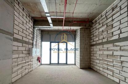 Shop - Studio - 1 Bathroom for rent in Azizi Riviera 7 - Azizi Riviera - Meydan One - Meydan - Dubai