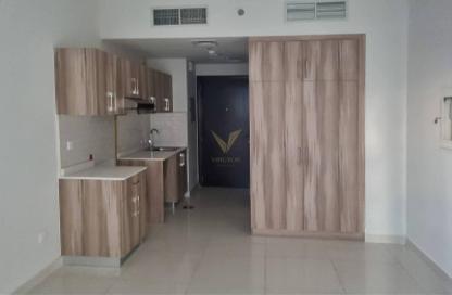 Apartment - Studio - 1 Bathroom for rent in Hera Tower - Dubai Sports City - Dubai