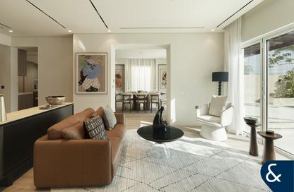 Villa - 4 - 4 for sale in District 5 - Jumeirah Park - Dubai