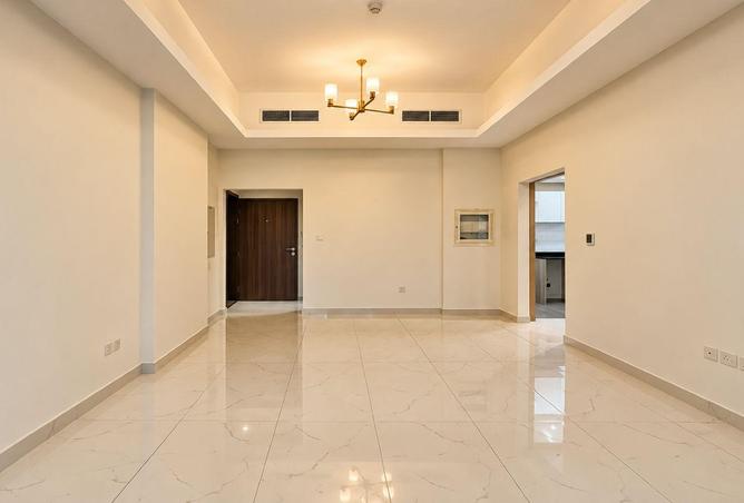Spacious ONE BR| Well Maintained| Multiple cheque