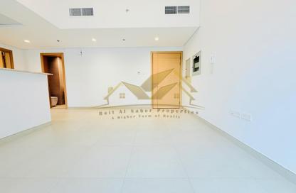 Apartment - 2 Bedrooms - 3 Bathrooms for rent in Jumeirah Garden City - Al Satwa - Dubai