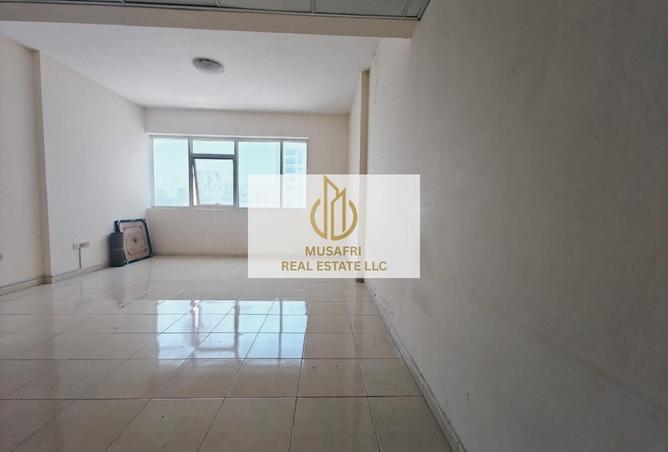 104264002 - Property Image 3
