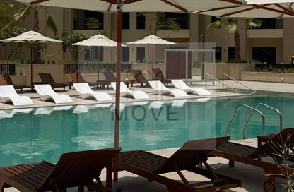Apartment - 2 Bedrooms - 3 Bathrooms for sale in Lamaa - Madinat Jumeirah Living - Umm Suqeim 3 - Umm Suqeim - Dubai