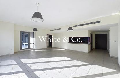 Apartment - 2 Bedrooms - 2 Bathrooms for rent in South Ridge 5 - South Ridge - Downtown Dubai - Dubai