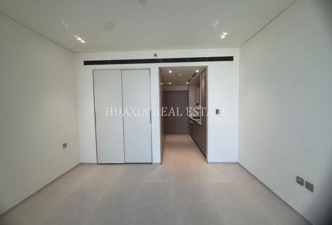 Brand New Studio| Unfurnished |Binghatti Al Jaddaf photo 2
