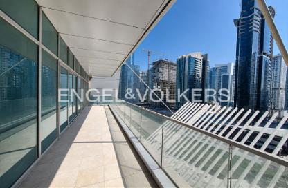 Office Space - Studio for rent in Iris Bay - Business Bay - Dubai