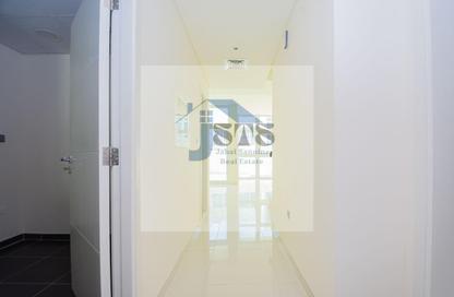 Townhouse - 3 Bedrooms - 5 Bathrooms for rent in Centaury - Damac Hills 2 - Dubai