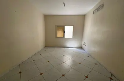 Apartment - 1 Bedroom - 2 Bathrooms for rent in Thuraya Al Majaz Building - Al Majaz 3 - Al Majaz - Sharjah