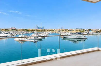 Apartment - 3 Bedrooms - 3 Bathrooms for rent in Ruby - Tiara Residences - Palm Jumeirah - Dubai Apartment - 3 Bedrooms - 3 Bathrooms for rent in Ruby - Tiara Residences - Palm Jumeirah - Dubai