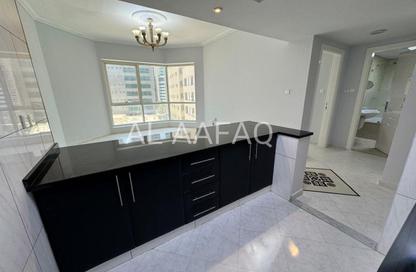 Apartment - 1 - 1 for rent in Babel Towers - Al Majaz 3 - Al Majaz - Sharjah Apartment - 1 - 1 for rent in Babel Towers - Al Majaz 3 - Al Majaz - Sharjah