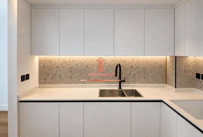 156198301 - Property Image 2