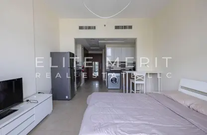 شقة - 1 حمام للايجار في عزيزي ستار - الفرجان - دبي