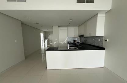 Apartment - 1 - 2 for rent in Golf Promenade 3B - Golf Promenade 3 - Golf Town - Damac Hills - Dubai