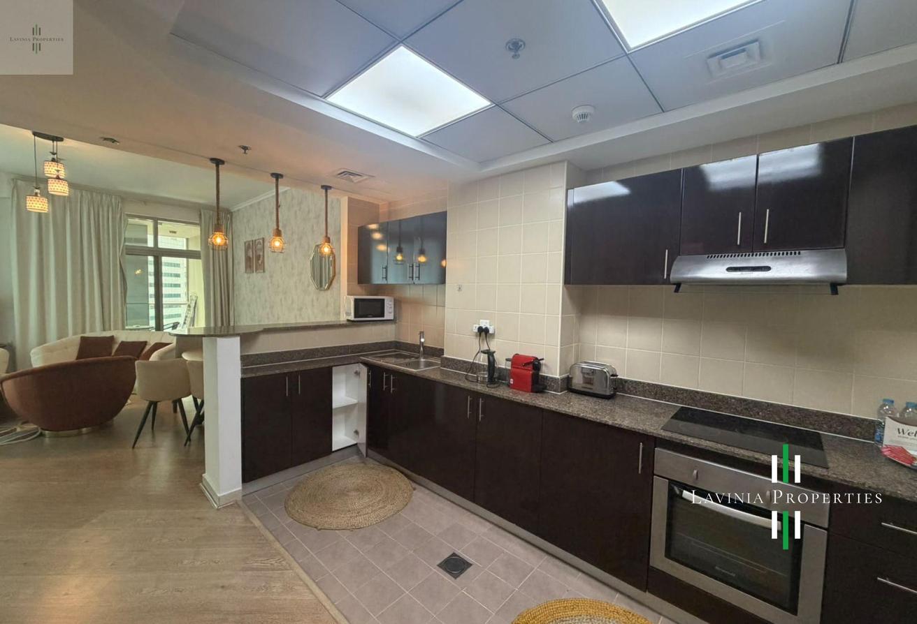 SPACIOUS 2BHK | WELL-MAINTAINED | PRIME LOCATION photo 4